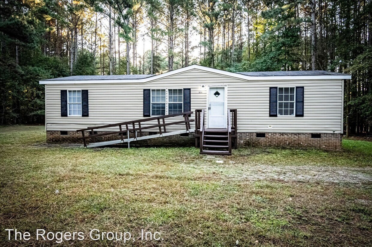 Primary Photo - 3 br, 2 bath House - 3078 Thomas Rd
