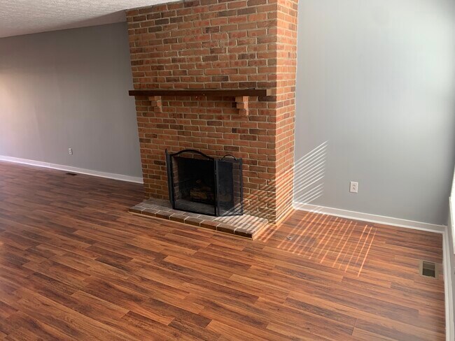 Chimenea de gas - 440 Edinburgh Rd