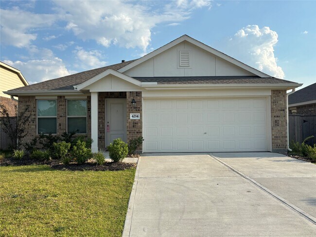 Foto del edificio - 4214 Briarstone Knl Trl