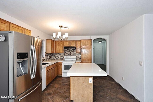 Foto del edificio - 6222 W Warner St