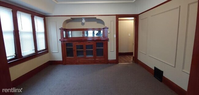 Building Photo - 2 br, 1 bath Apartment - 3853 N 24th Pl