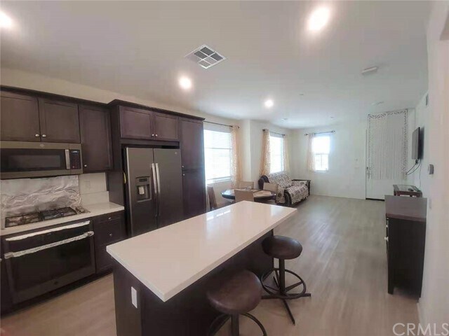 Building Photo - 2262 Rose Garden Ct