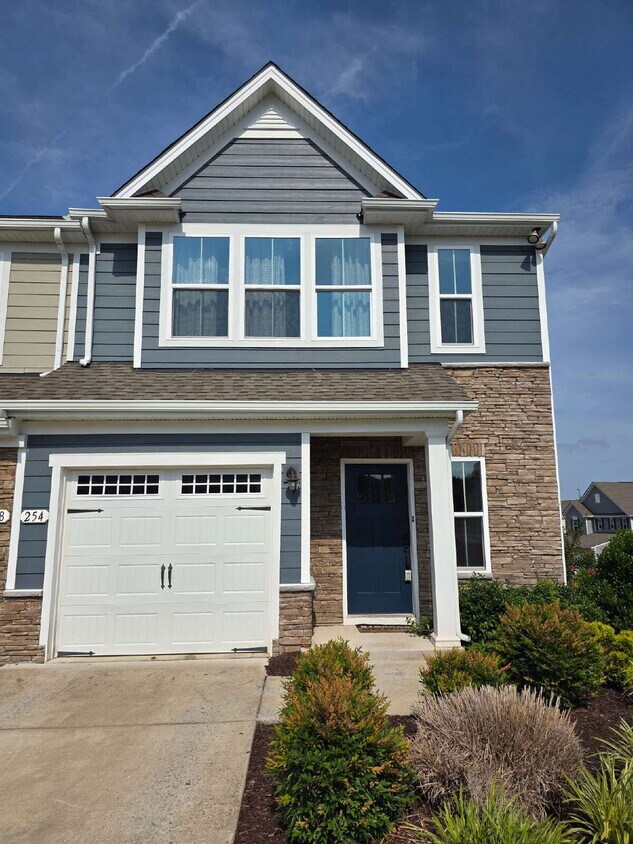 Primary Photo - 3 Bedroom, 2.5 Bath End Unit Townhome on C...