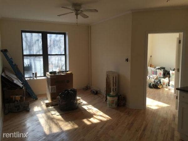 Primary Photo - 303 Mercer St