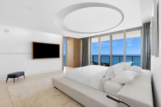 Building Photo - 9705 Collins Ave