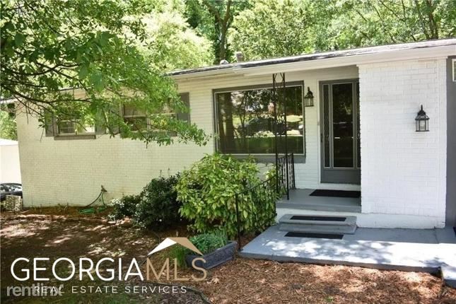 Primary Photo - 4 br, 3 bath House - 3906 R Live Oak Drive