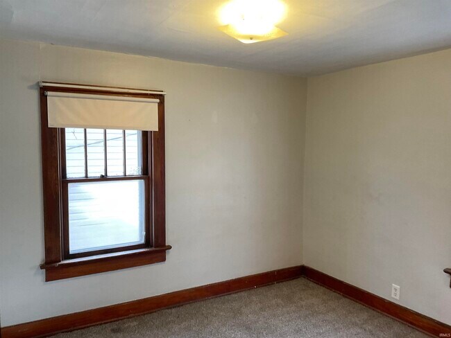 Foto del edificio - 1829 Hale Ave