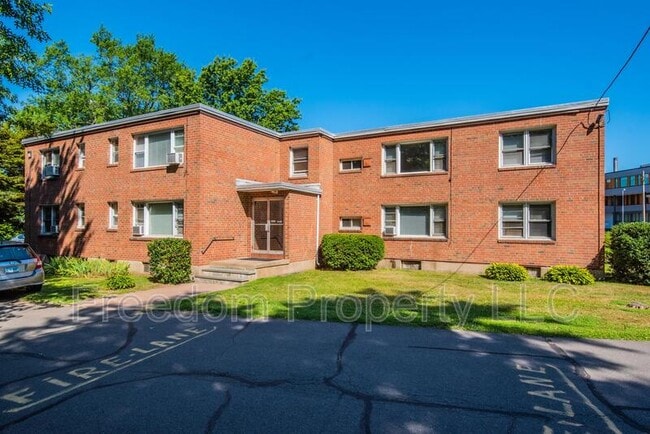 Foto del edificio - 353 Main St