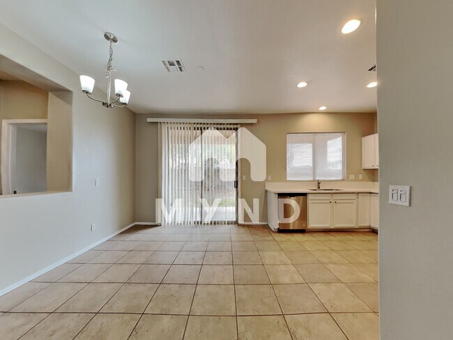 Foto del edificio - 5795 W Townley Ave