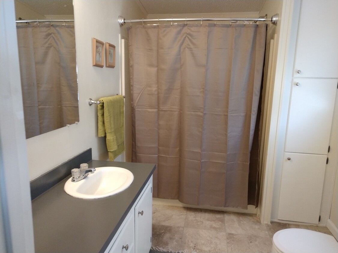 Foto principal - 673 6th st