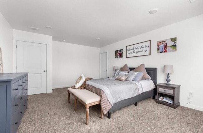 Foto del edificio - 1116 E Waterway Ln