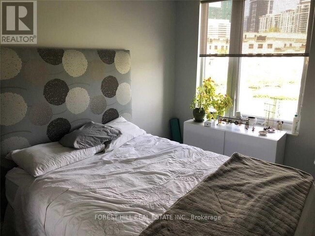 Building Photo - 100 Harrison Garden Blvd