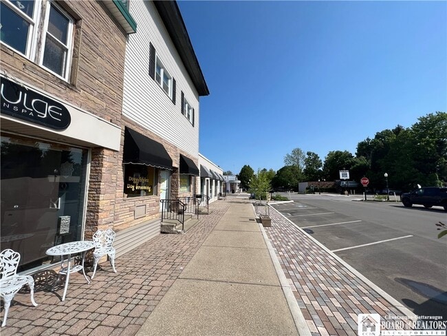 Foto del edificio - 106 Chautauqua Ave