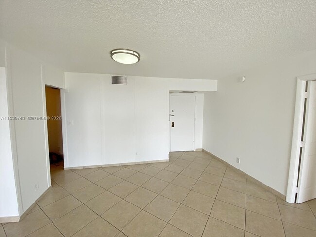 Building Photo - 3800 S Ocean Dr