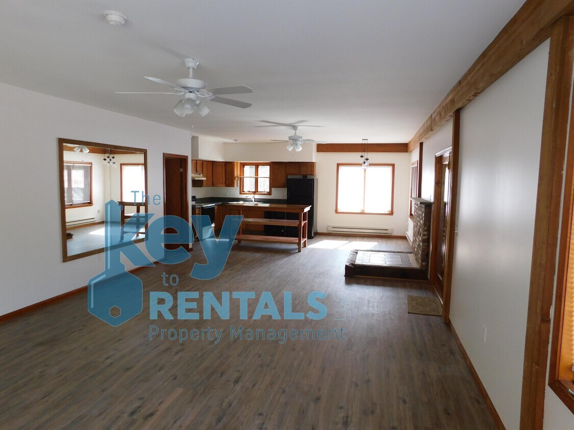 Foto principal - 5928 Knapp Rd