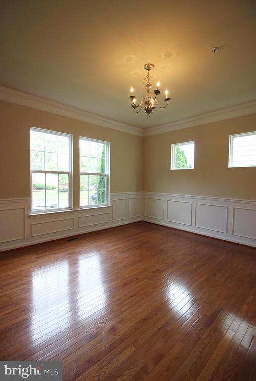 Foto del edificio - 11518 Amherst Ave