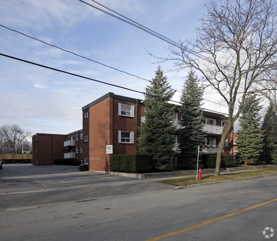 Lakeview and Lakeside Apartments Apartments 23752381 Marine Dr