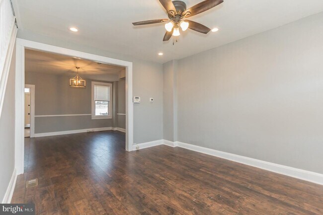 Foto del edificio - 2821 Lake Ave