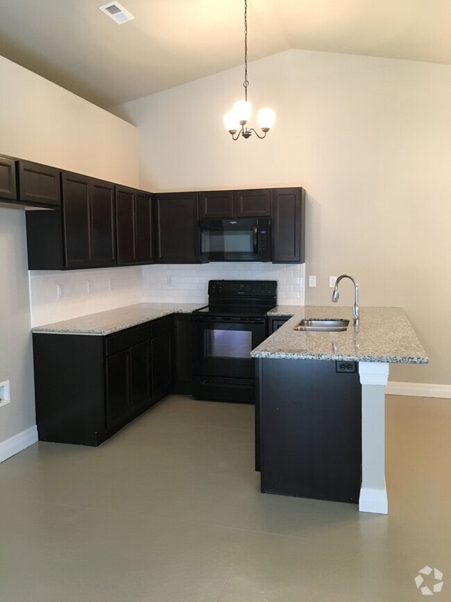 Best Luxury Falcon Falls Apartments for Rent Wichita, KS 1 Rentals