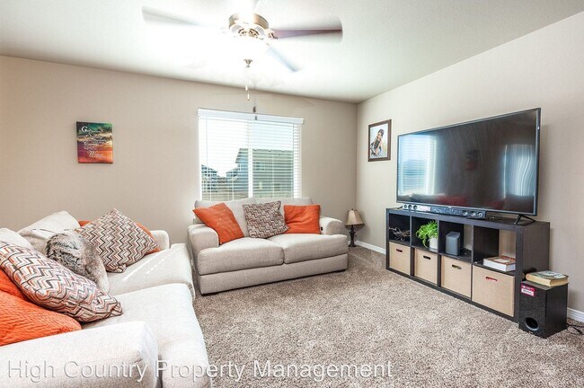 Building Photo - 3 br, 2.5 bath House - 6055 Meadowbank Ln