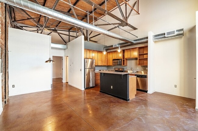 Photo - 3033 Blake St House