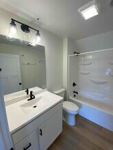 Building Photo - 961 Douglas St NW