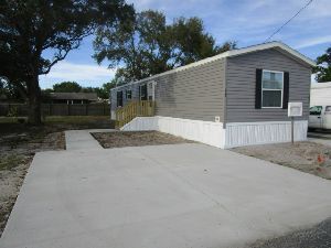 Building Photo - 2250 Greenbrier Village Loop