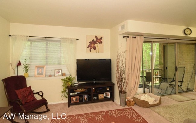 Foto del edificio - 2 br, 1 bath House - 5101 Crossfield Court #8