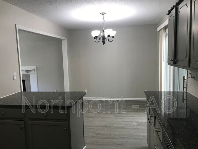 Foto del edificio - 7400 E 100th St