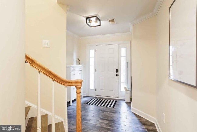 Foto del edificio - 9733 Braidwood Ter