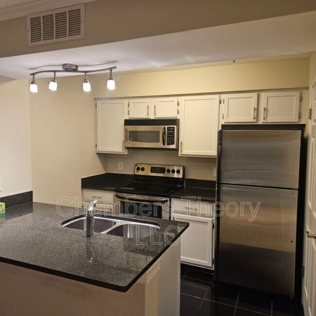 Foto del edificio - 1504 Lincoln Way