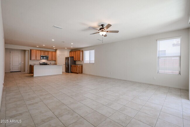 Foto del edificio - 25503 N 172nd Ln