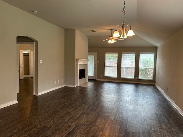 Foto del edificio - 1136 Edgewater Dr