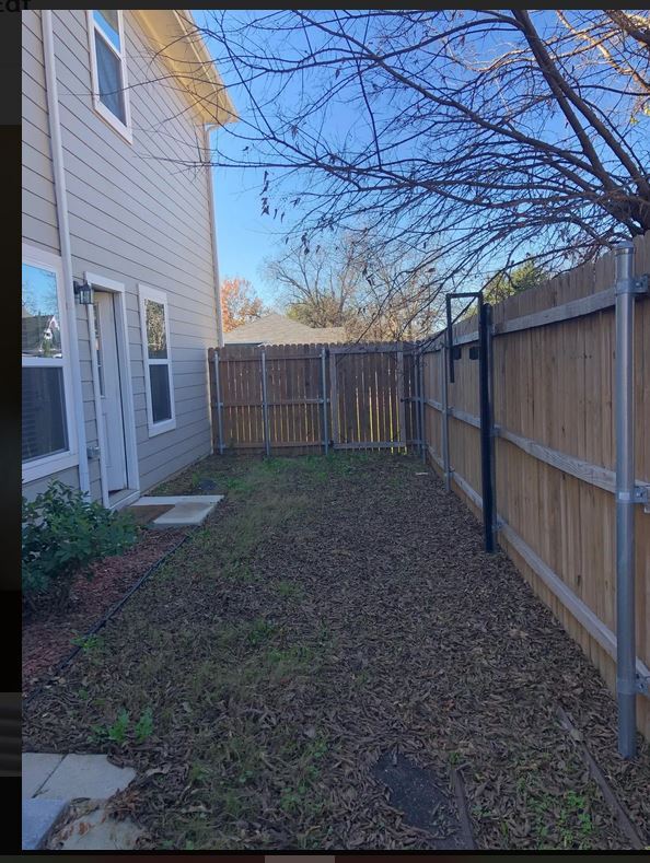 2001 S Jennings Ave, Fort Worth, TX 76110 Townhome Rentals in Fort