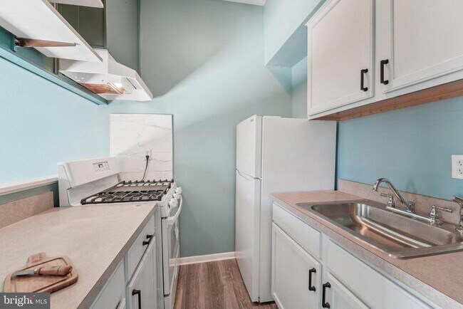 Foto del edificio - 9432 Merryrest Rd