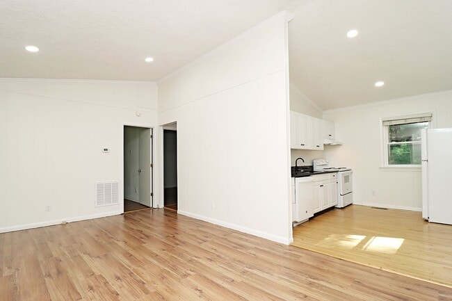 Foto del edificio - Pet-Friendly Crozet Cottage in a Private W...