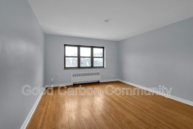 Foto del edificio - 277 Linwood Ave