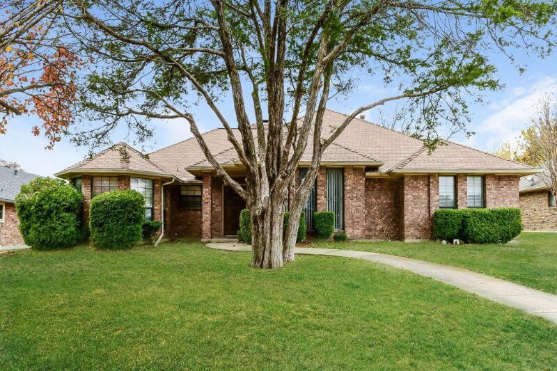 Primary Photo - 1117 Beltwoods Dr
