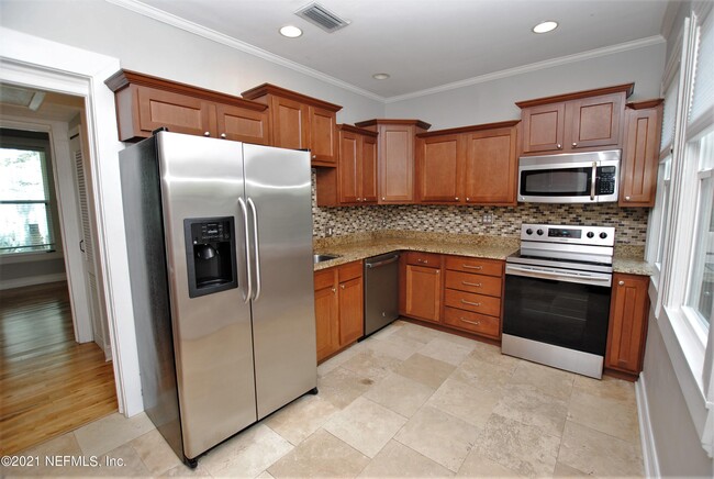 Building Photo - 4326 Woodmere St