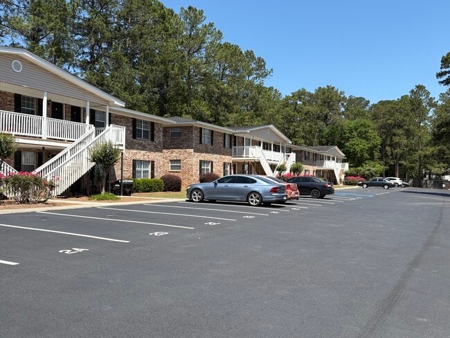 Building Photo - Wyndom Ridge