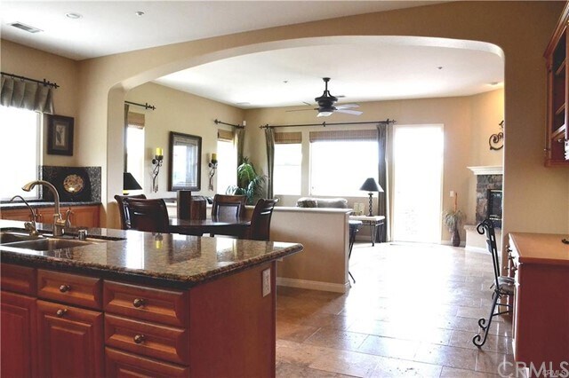 Foto del edificio - 15252 Glen Ridge Dr