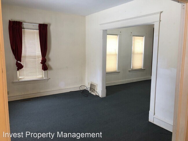 Building Photo - 3 br, 1 bath House - 598 Como Ave