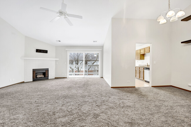 Building Photo - 2443 Raleigh Ct