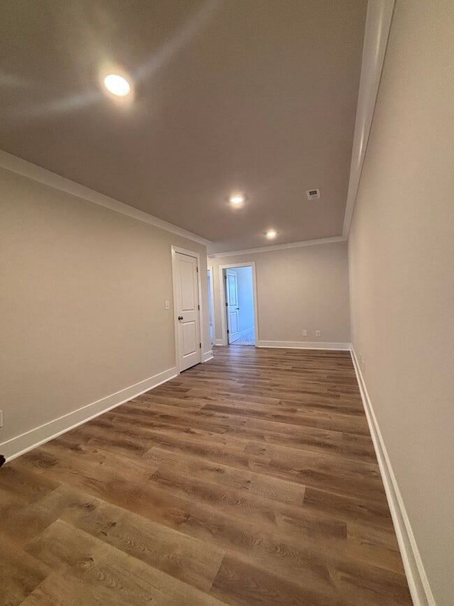 Building Photo - Brand new three-bedroom, 2.5-bath townhome