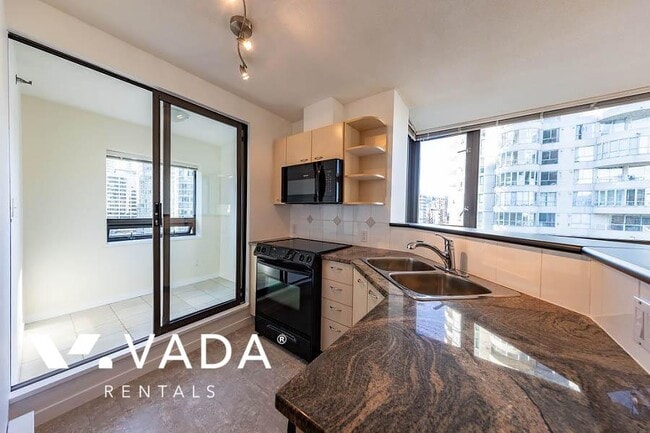 Building Photo - The Lions Studio For Rent 1510-1331 Albern...