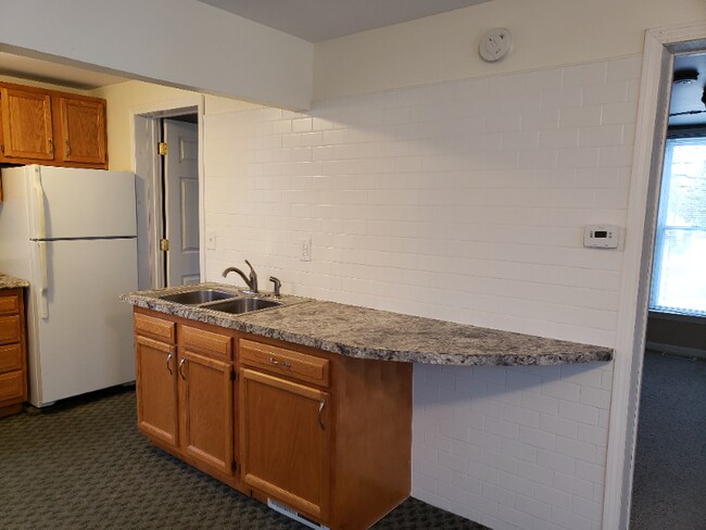 Foto del edificio - 122 N 3rd Ave