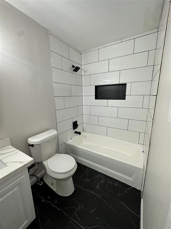 Foto del edificio - 11935 Greensbrook Forest Dr