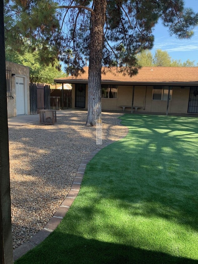 Primary Photo - Beautiful small community has a one bedroo...
