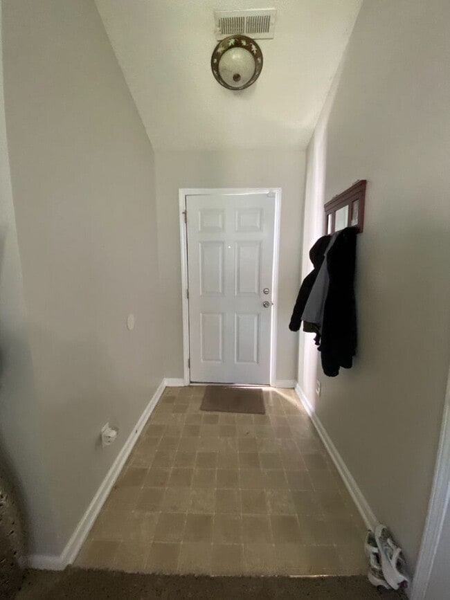 Building Photo - Home Available in Liberty Hall Plantation!