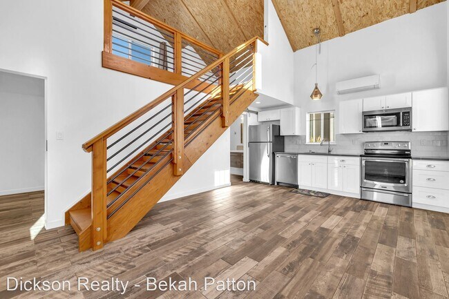 Building Photo - 2 br, 1 bath House - 885 Ryland Street